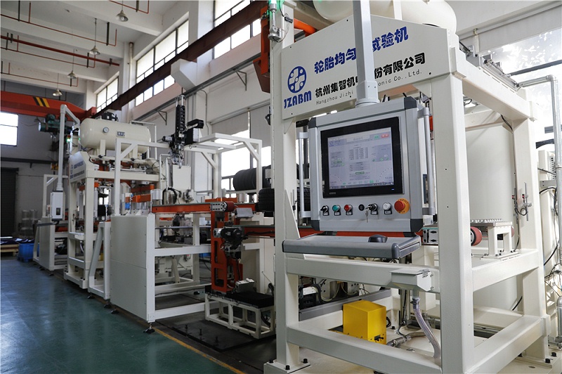 全自動輪胎動平衡檢測機